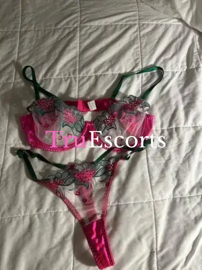polla sexy, (864) 325-8965, Raleigh, Raleigh - Verified Independent Escort | Tru Escorts